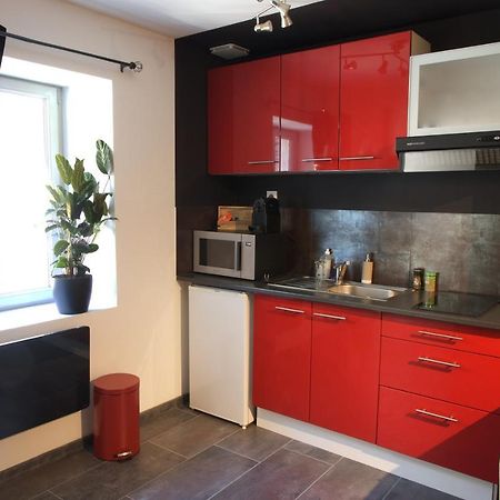 Duplex Charmant Idealement Situe Доль Экстерьер фото